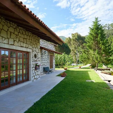 9 Bedrooms With Sea View Private Pool And Furnished Garden At Cristelo 2 Km Away From The * Cristelo (Caminha)