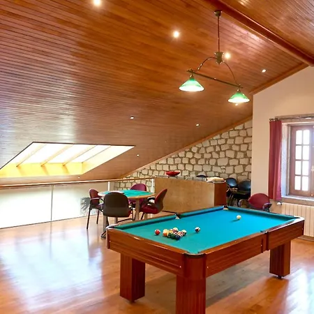 Willa 9 Bedrooms With Sea View Private Pool And Furnished Garden At Cristelo 2 Km Away From The