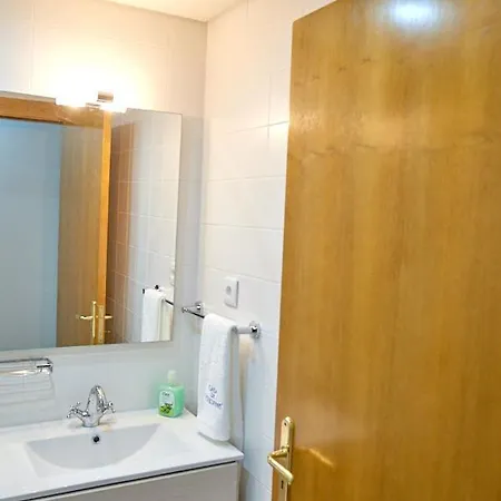 9 Bedrooms With Sea View Private Pool And Furnished Garden At Cristelo 2 Km Away From The