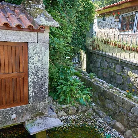 9 Bedrooms With Sea View Private Pool And Furnished Garden At Cristelo 2 Km Away From The * Cristelo (Caminha)