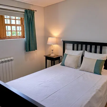 9 Bedrooms With Sea View Private Pool And Furnished Garden At Cristelo 2 Km Away From The * Cristelo (Caminha)